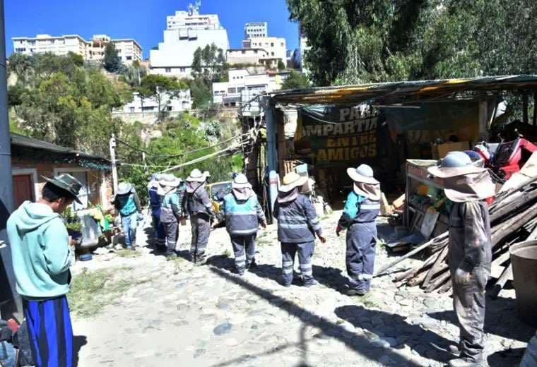 La Paz: Alcaldía destruye viviendas construidas en predios municipales