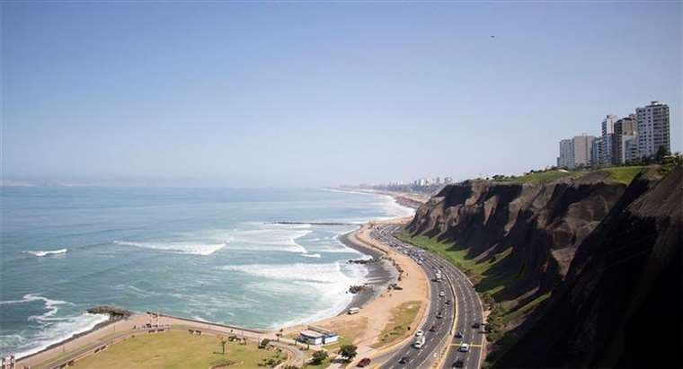 Solo se puede ir a las playas de lunes a jueves en Lima. Foto Internet