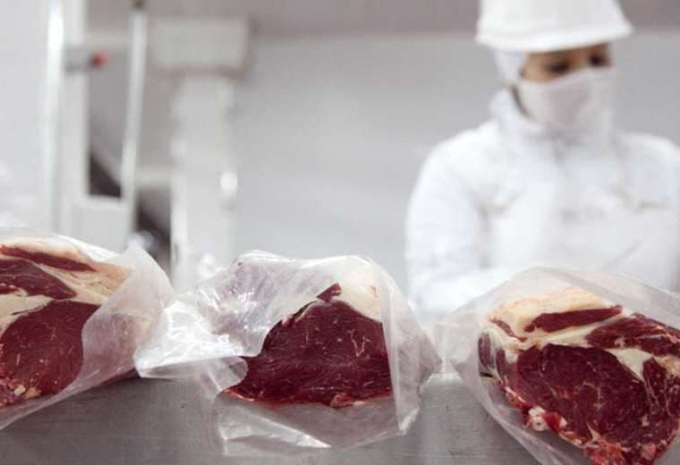 El 80% de la carne bovina tiene como destino china/Foto: EL DEBER