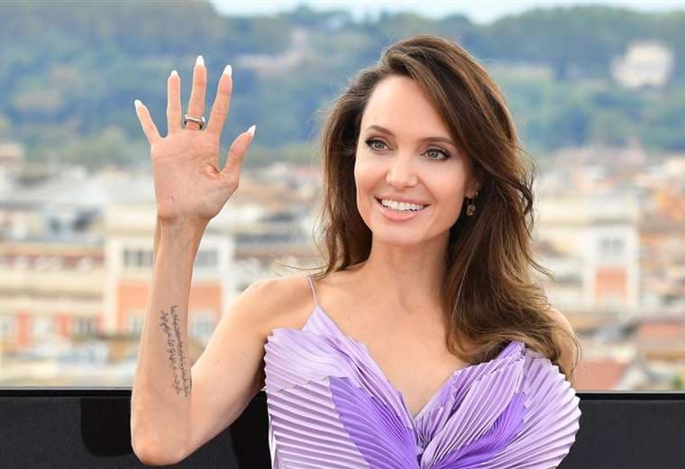Angelina Jolie desde que vivió en Camboya, en 2011, come insectos