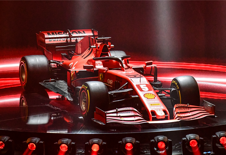Este hermoso Ferrari entrará en acción a partir del 15 de marzo en Australia cuando se levante la bandera a cuadros de 2020. Foto. AFP