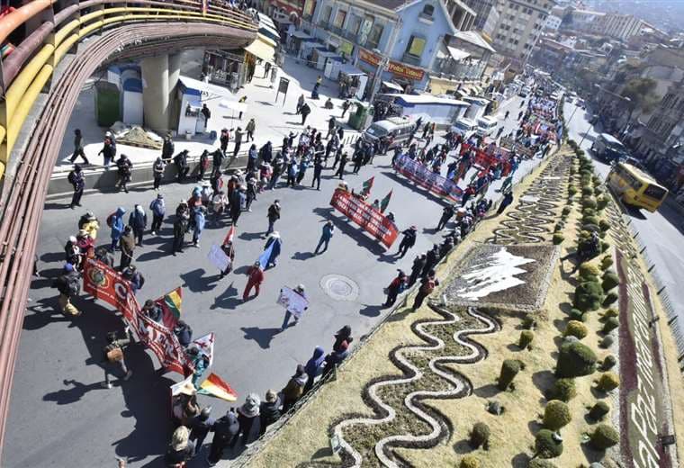 Marchistas llegaron al mediodía  a la ciudad de La Paz. Foto: APGNoticias