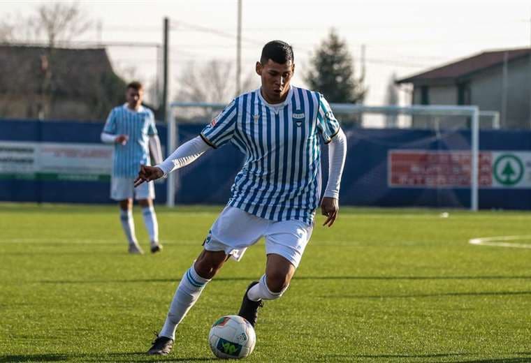 Jaumé Cuellar, futbolista boliviano de 18 años que juega en el Spal de Italia. Foto: internet