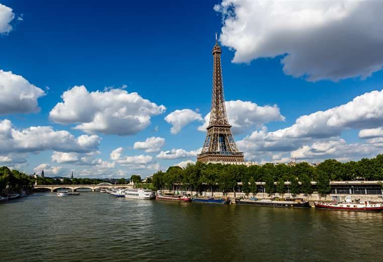 La torre Eiffel en París es el lugar preferido por los turistas internacionales