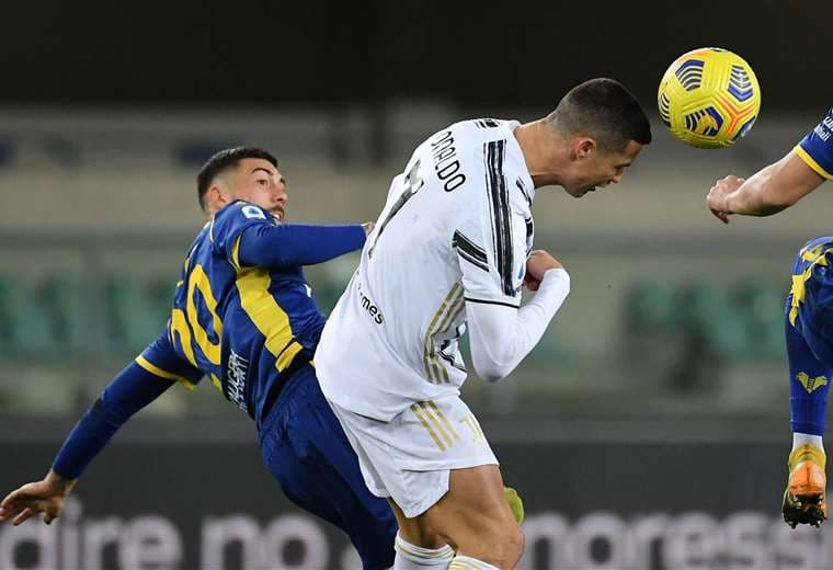 Cristiano Ronaldo marcó un gol este sábado para Juventus. Foto. AFP