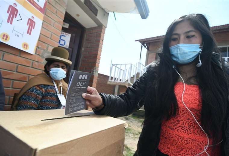 Votación en Bolivia/Foto: APG