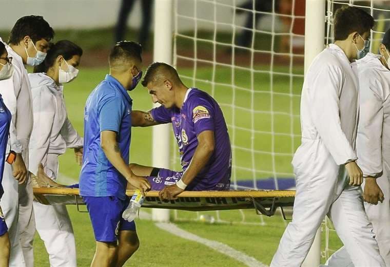 El defensor Ronald Eguino es duda en Real Potosí por lesión. Foto: APG Noticias