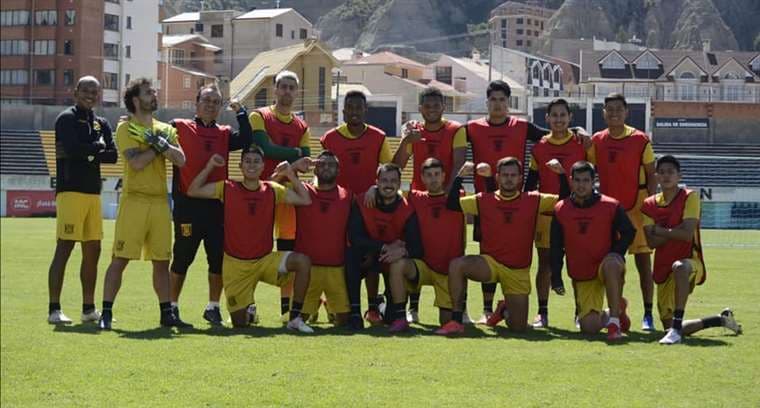 Los rojos fueron vencedores en la práctica de fútbol atigrada. Foto: Prensa The Strongest