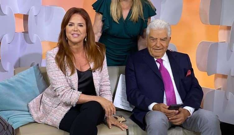 María Celeste Arrarás y Don Francisco juntos en una imagen difundida por CNN en Español
