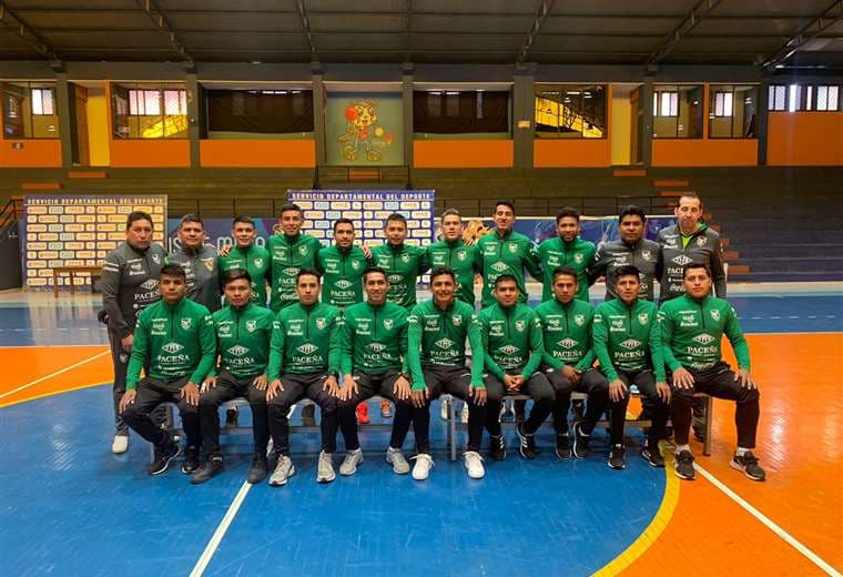 Selección boliviana de futsal que se prepara en Cochabamba. Foto. FBF