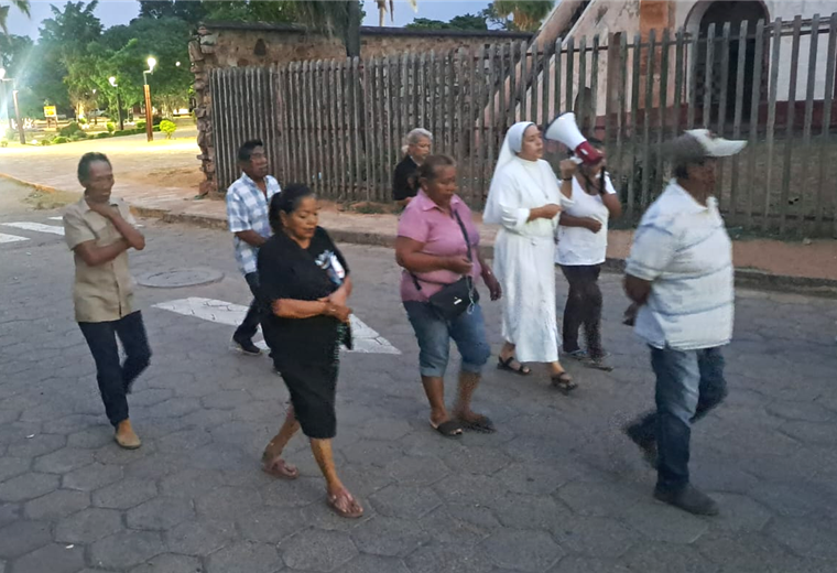 Pobladores de San José madrugan a rogar a Dios por lluvia en esa región