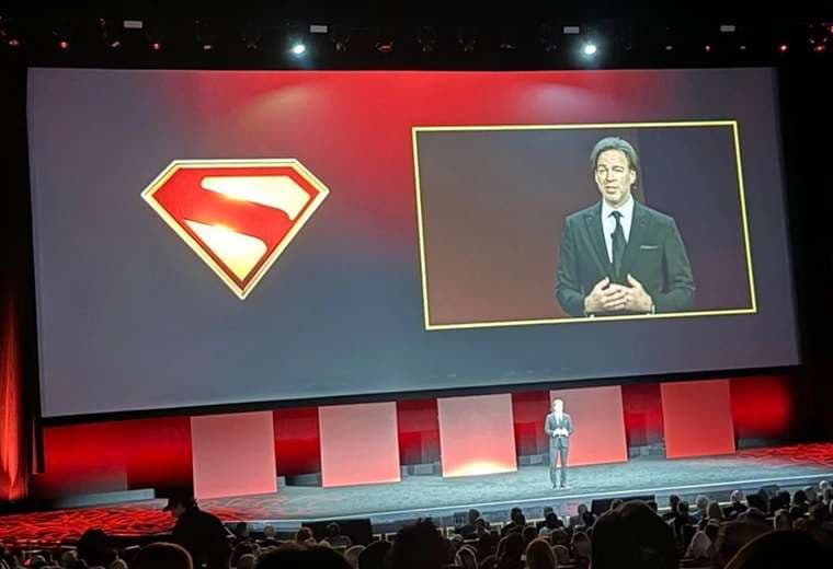 Revelan el logo de Superman en la CinemaCon